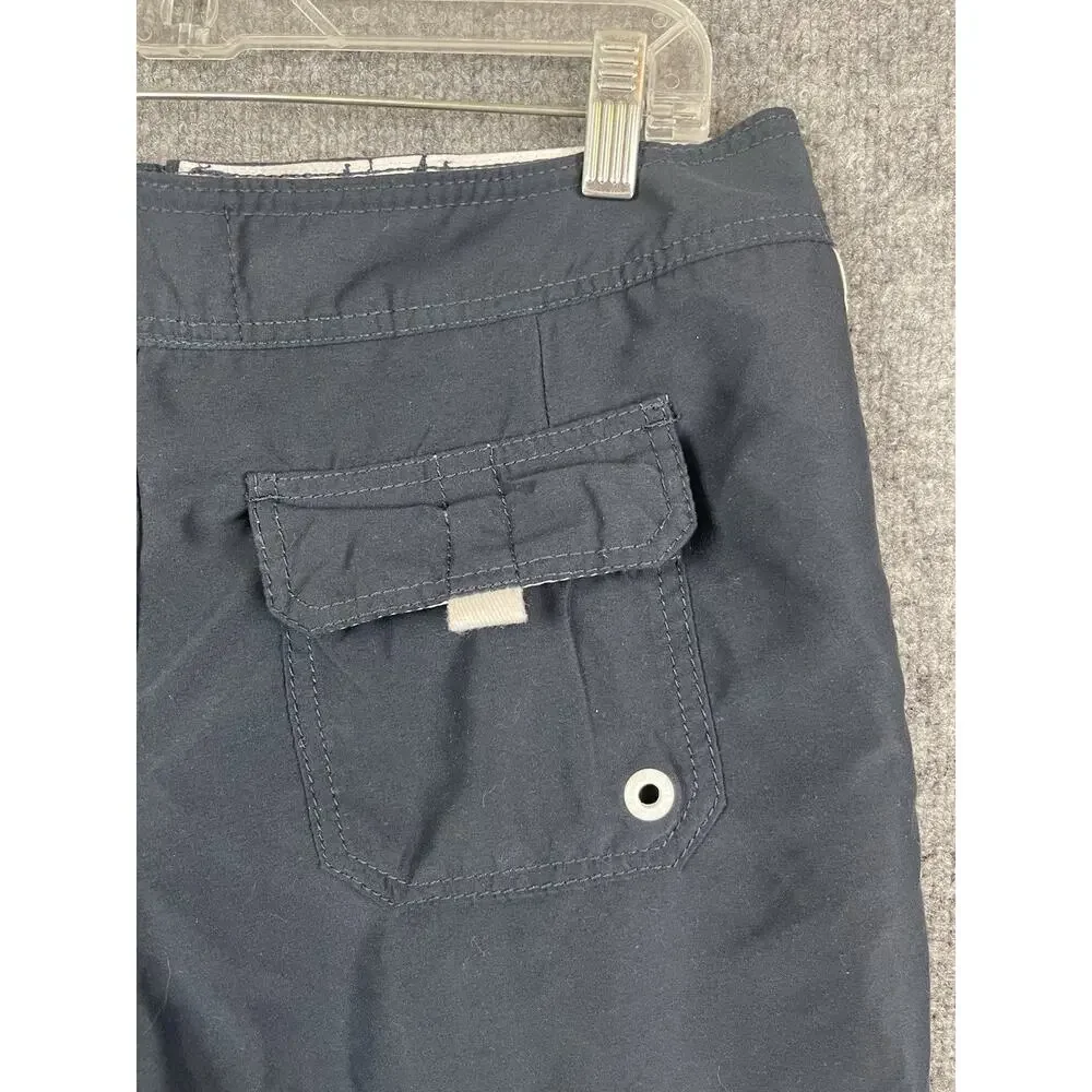 Abercrombie & Fitch this product