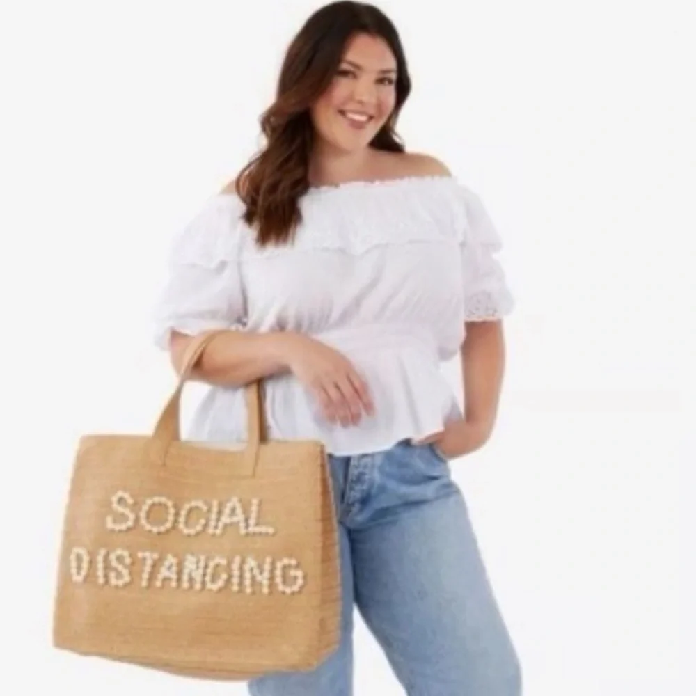 BTB LOS ANGELES SOCIAL DISTANCING‎ STRAW TOTE