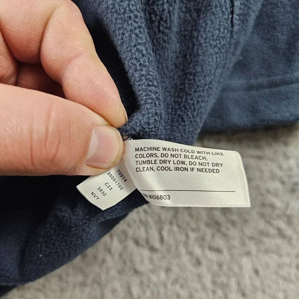 Duluth Trading Co please very 26