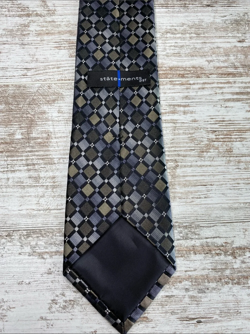 Statements classic necktie