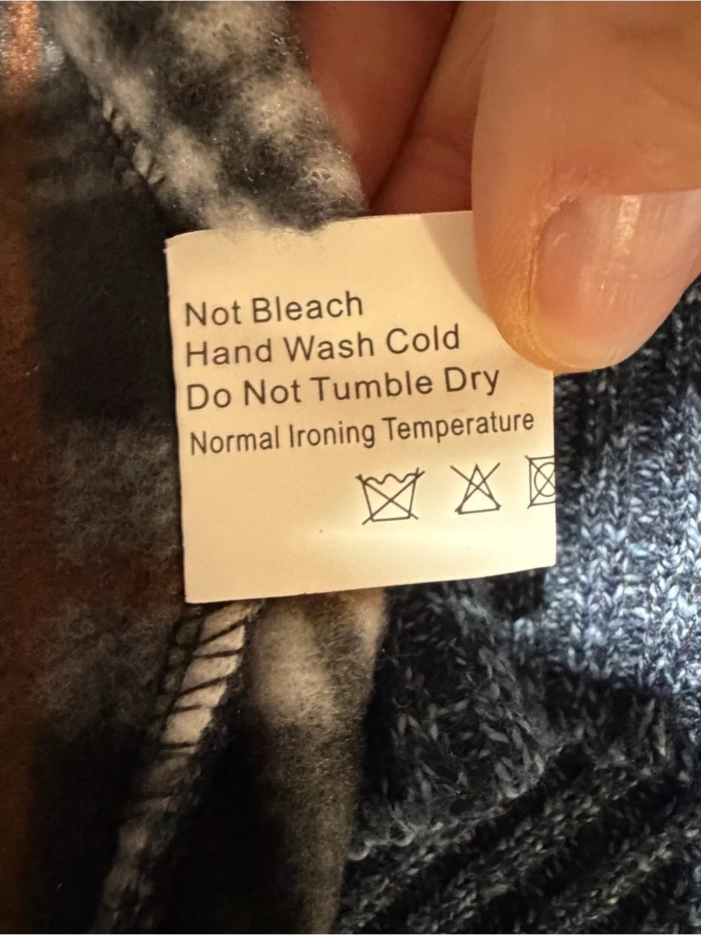 Yeokou men’s sweater
