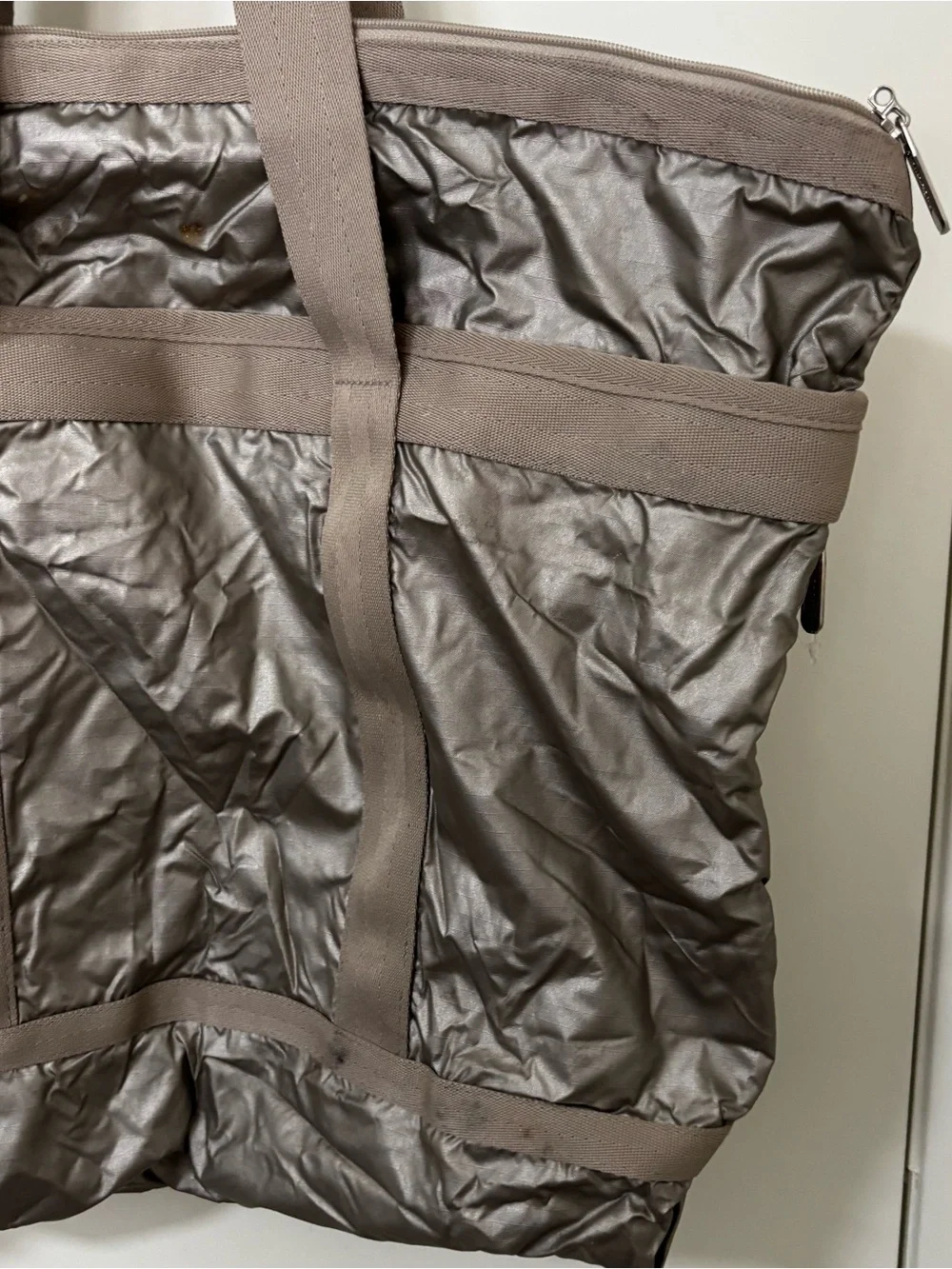Lesportsac medium travel