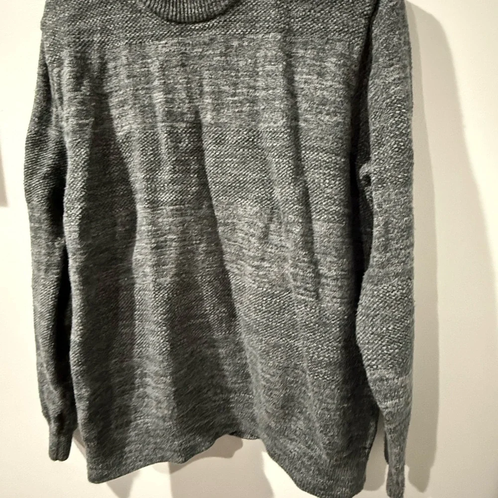 N/A 500236 neck jumper