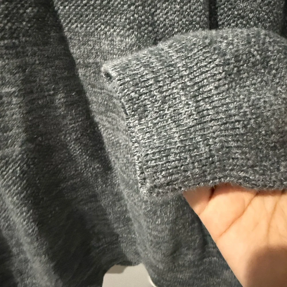 N/A knit grey bean