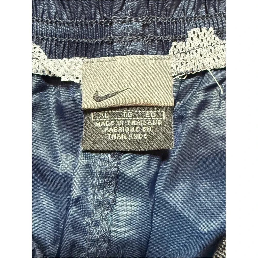 Nike dive into