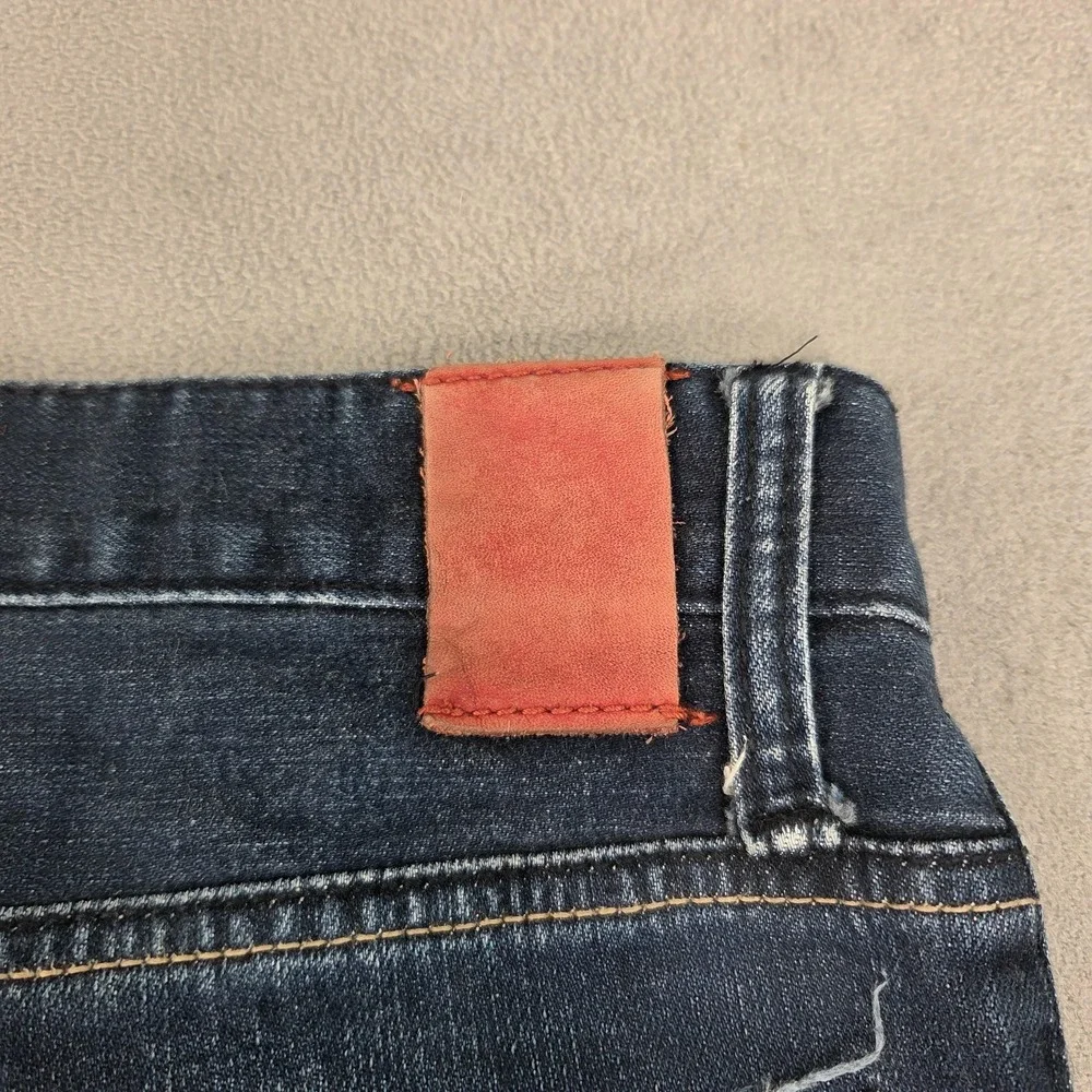The Unbranded Brand classic blue