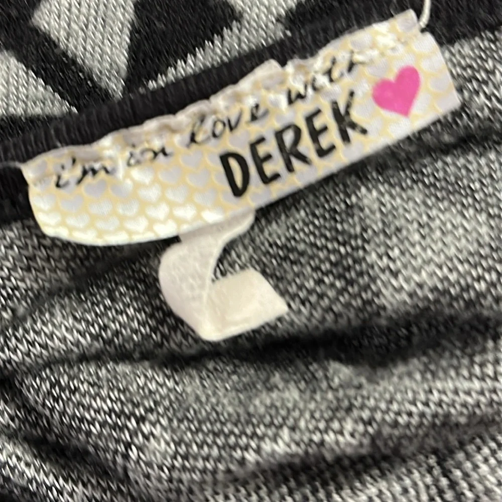 IM In Love With Derek questions leave