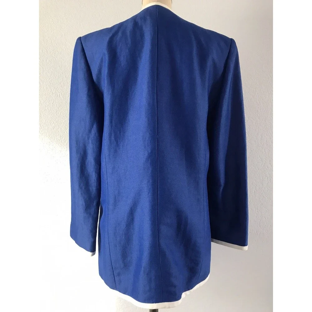 Vintage chic cobalt