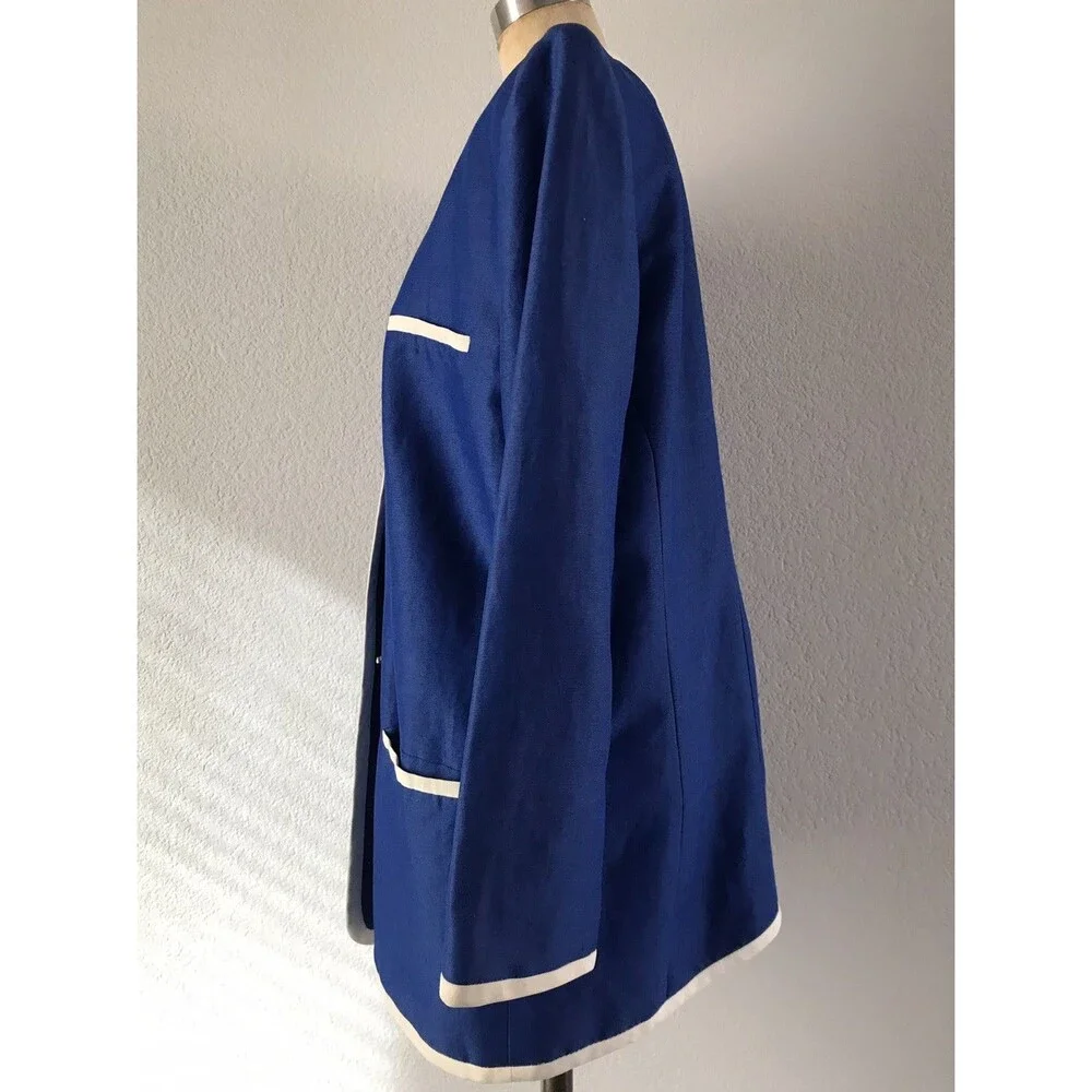 Vintage chic cobalt