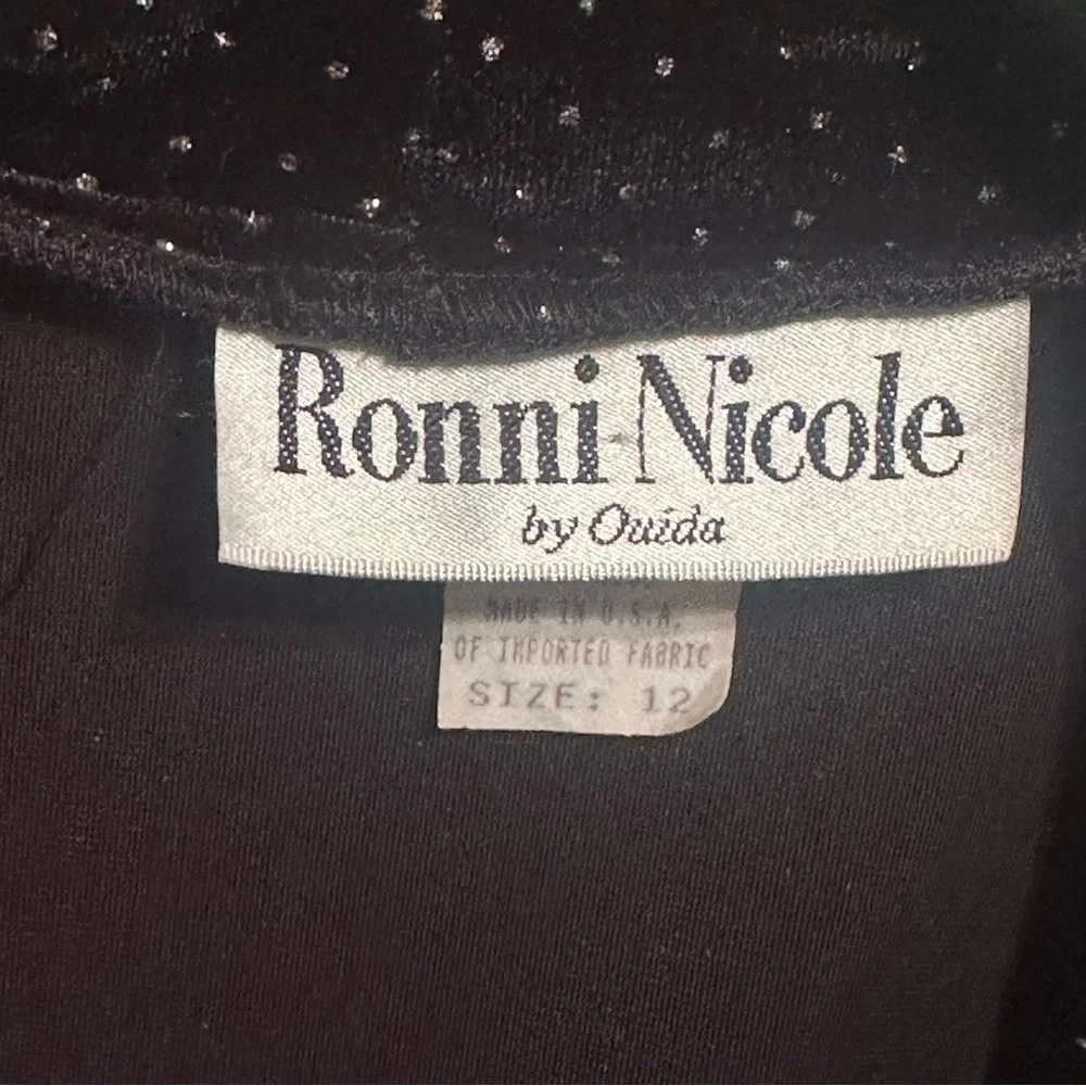 Ronni Nicole brand ronni
