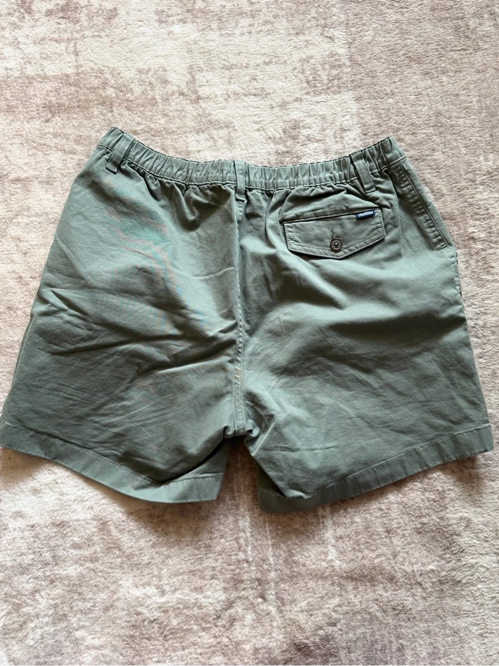 Men’s Chubbies “Escape From The Weekend” Shorts — Size Large (5.5” Inseam)