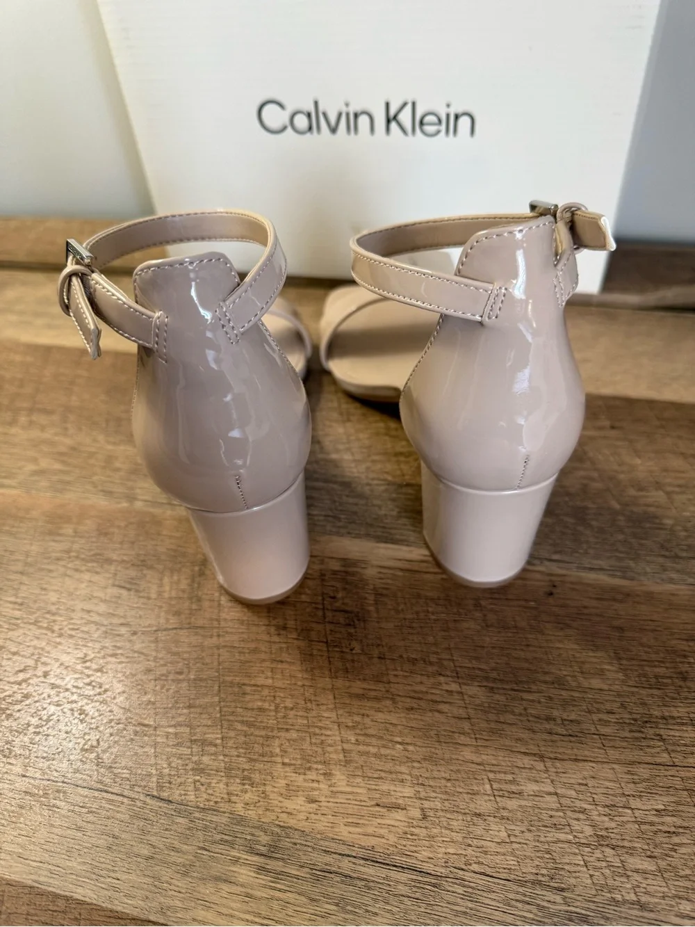 Calvin Klein calvin klein