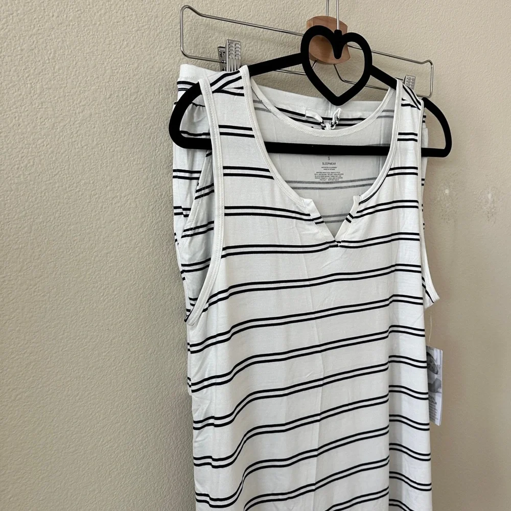 Liz Claiborne liz claiborne