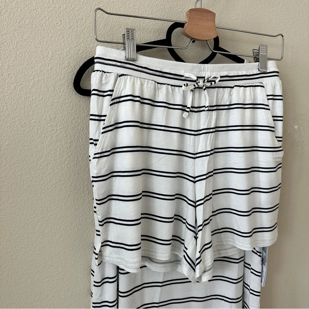 Liz Claiborne liz claiborne
