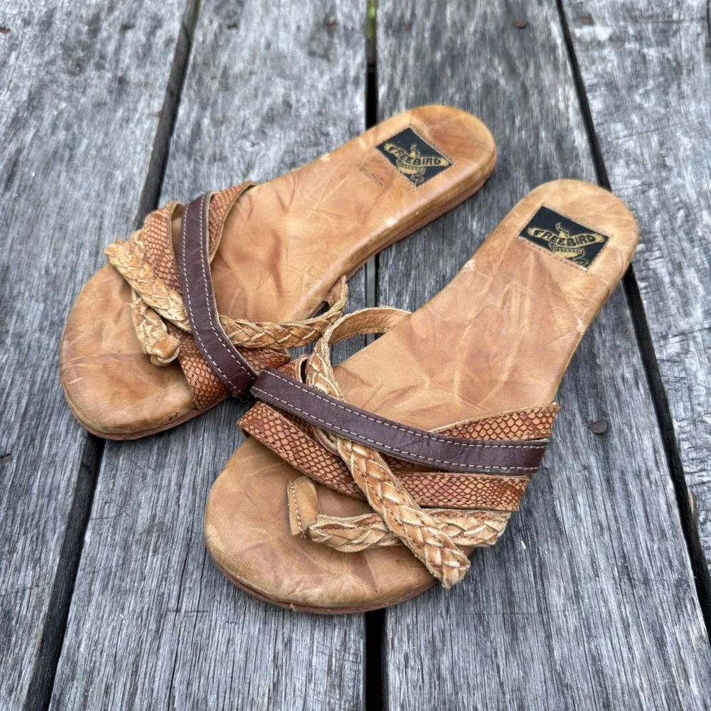 Freebird by Steven Steven Sugar Leather Slide Sandals Tan‎ Snakeskin Braided 7