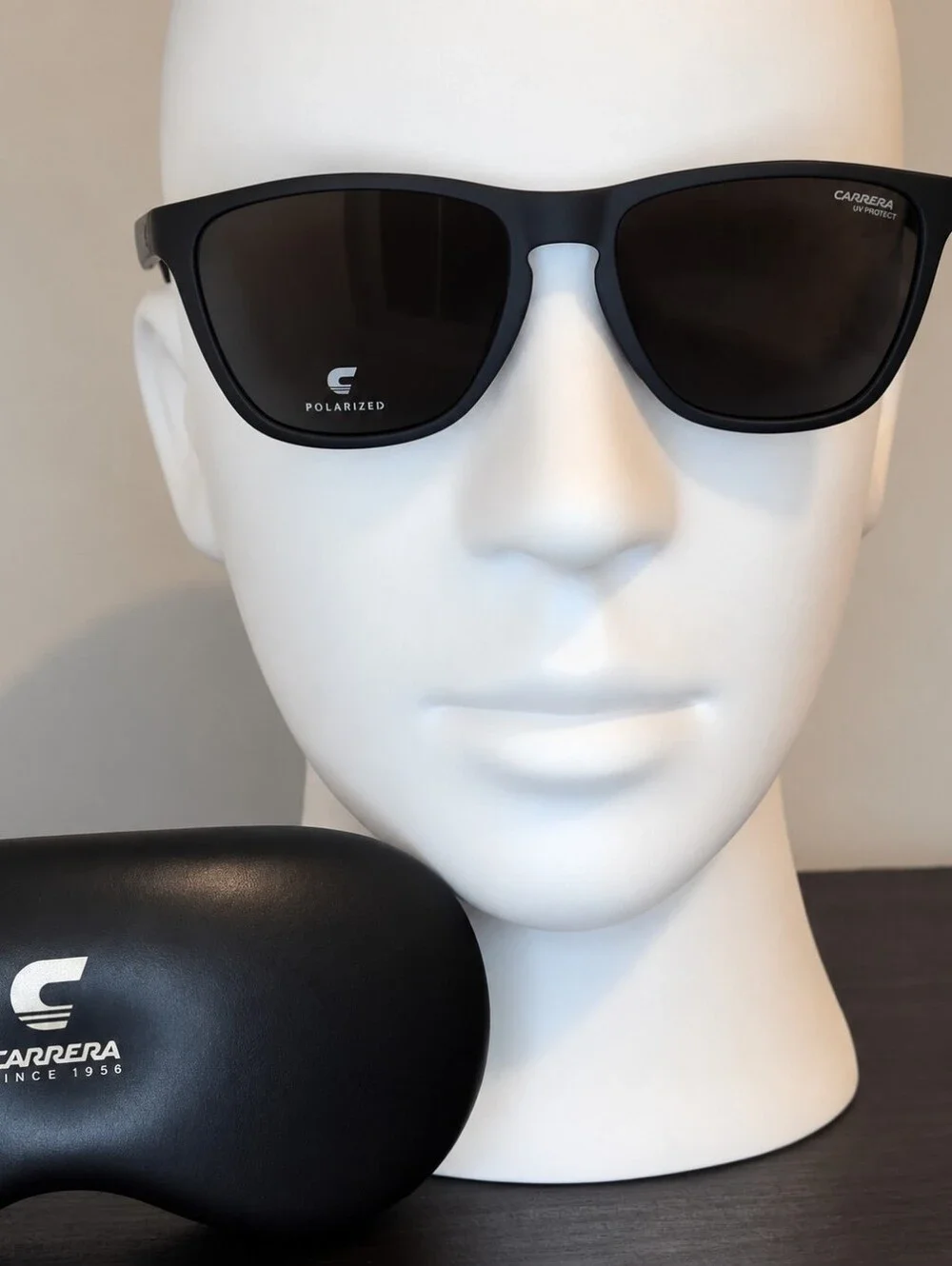 Carrera 🖤 8058