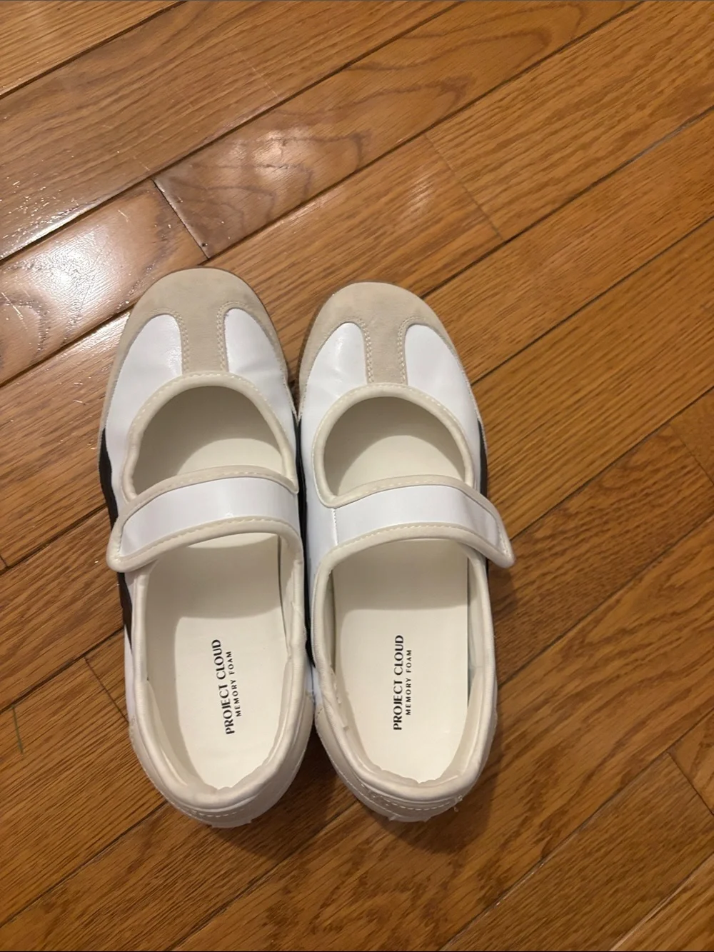 Project Cloud stylish white
