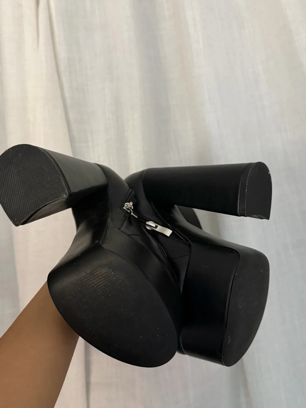 Dolls Kill bold platform