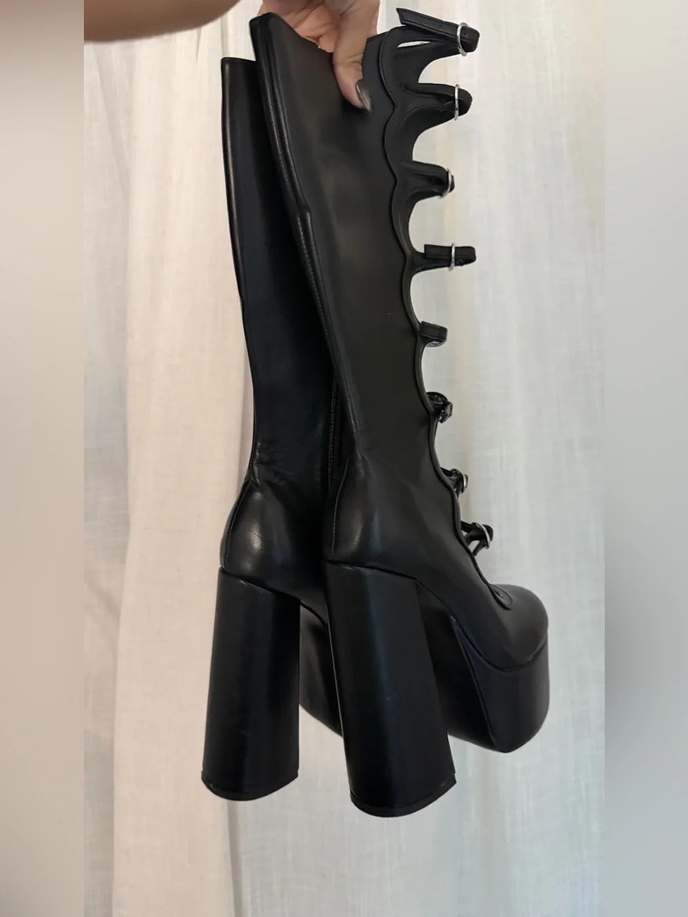 Dolls Kill bold platform