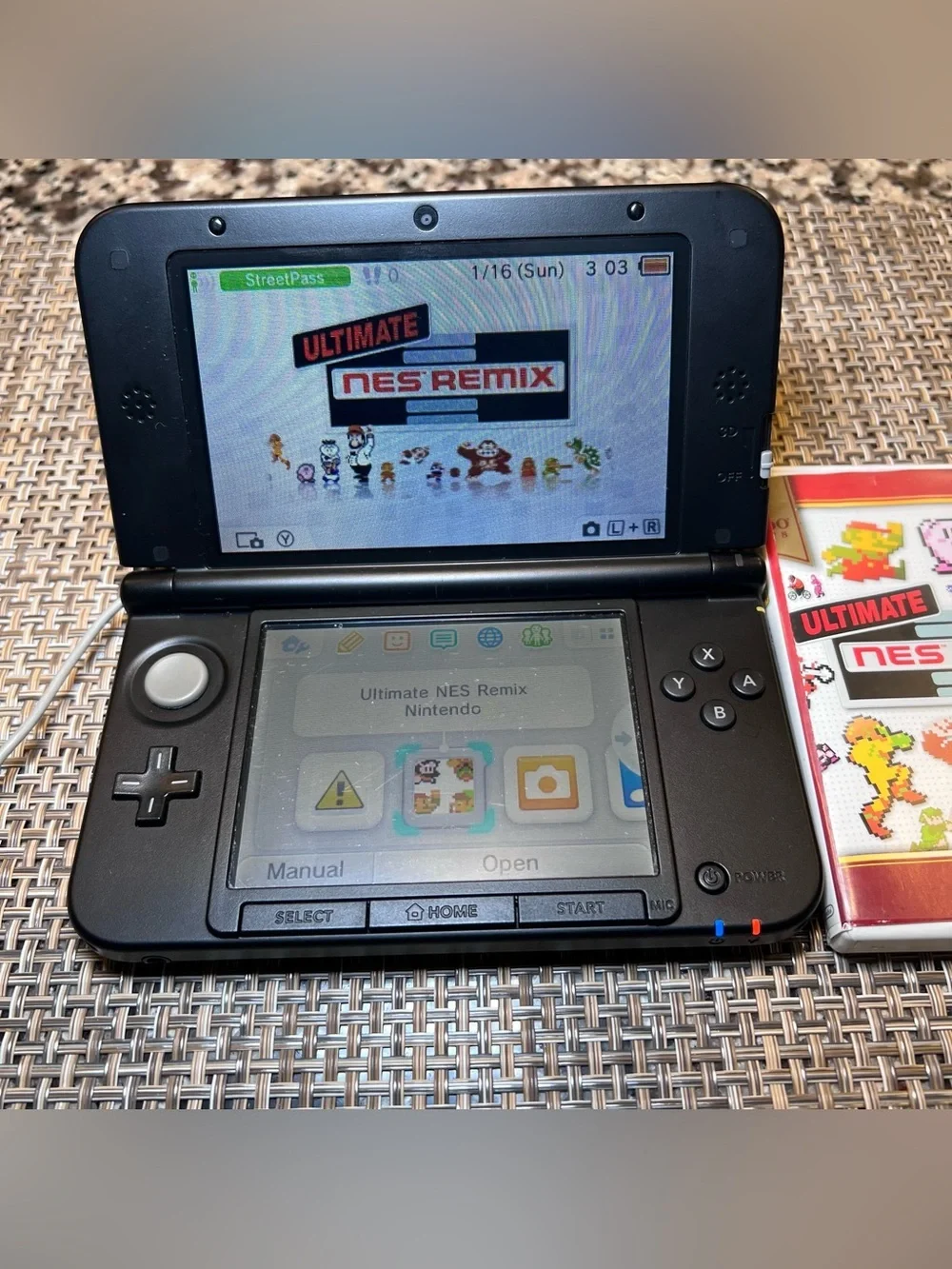 Nintendo black 3ds