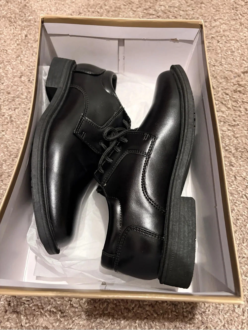 Madison sleek black