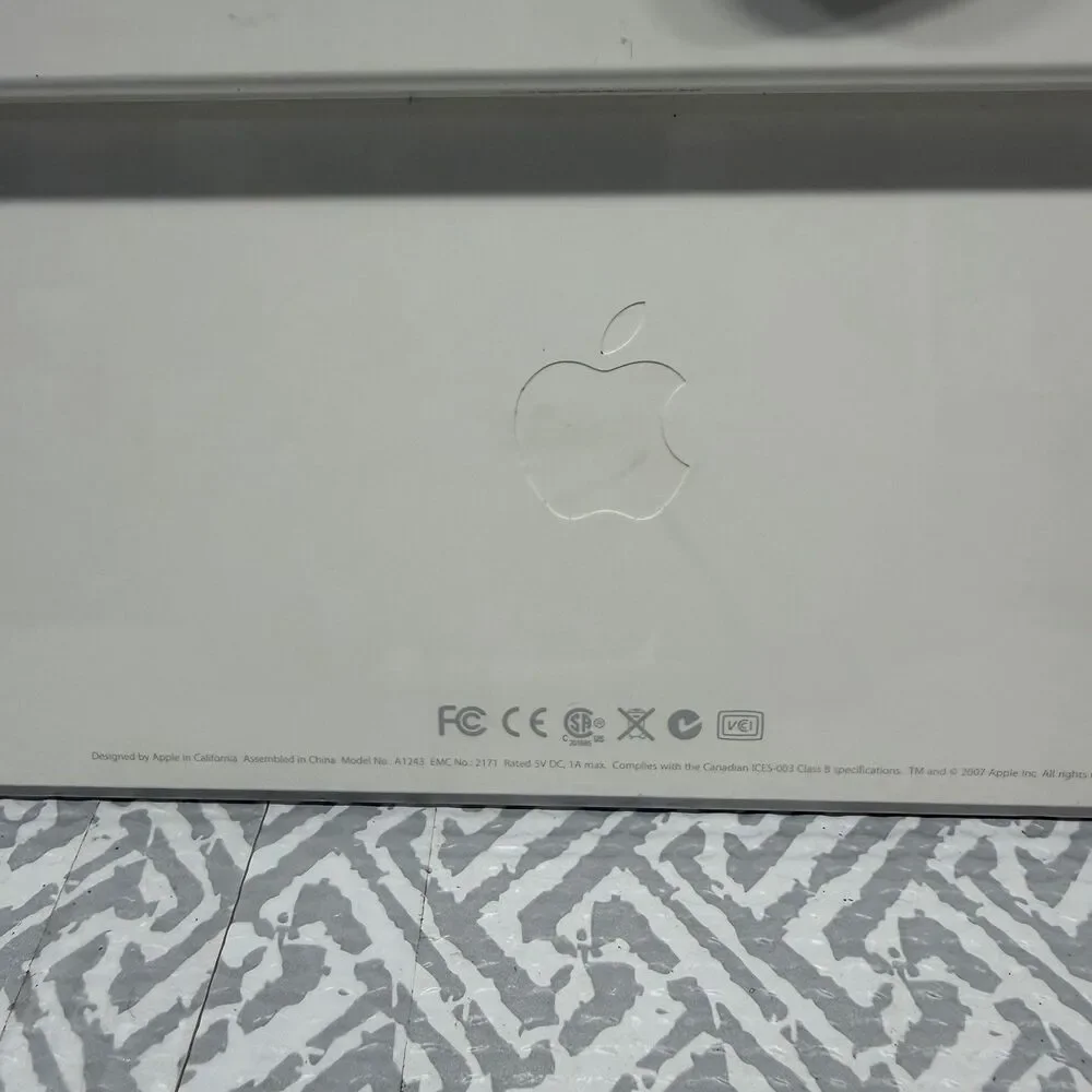 Apple offers silver or