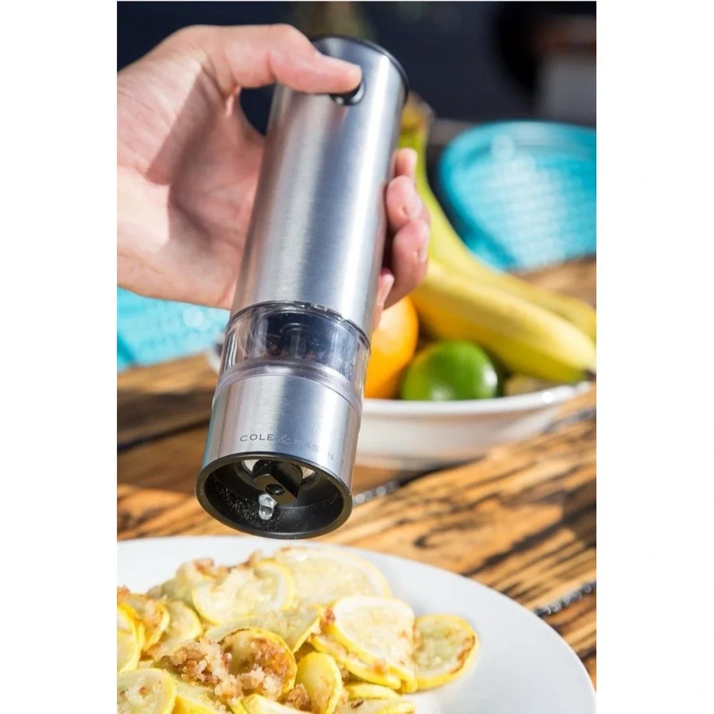 Cole & Mason meal size stainless