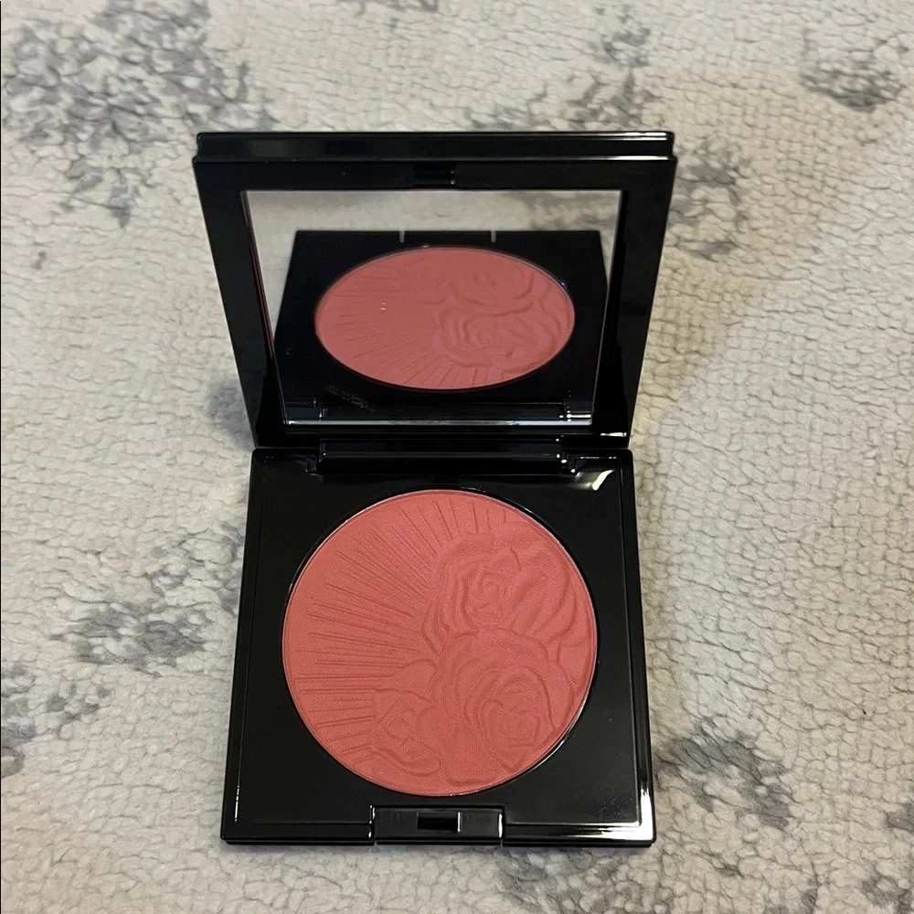 Pat McGrath elegant blush