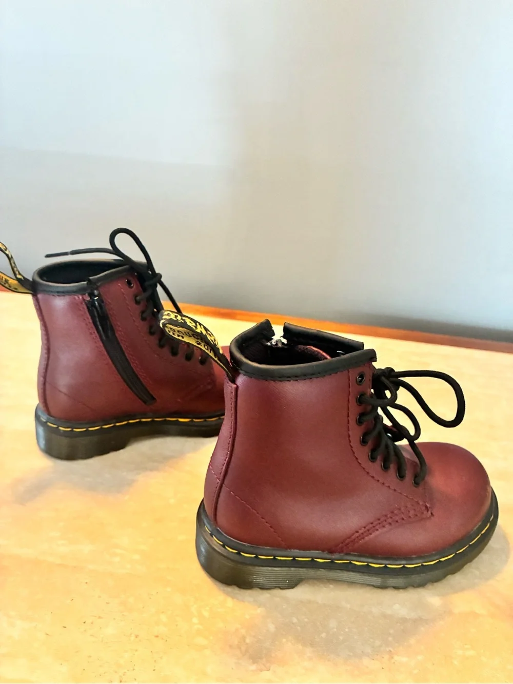 Dr. Martens classic kids