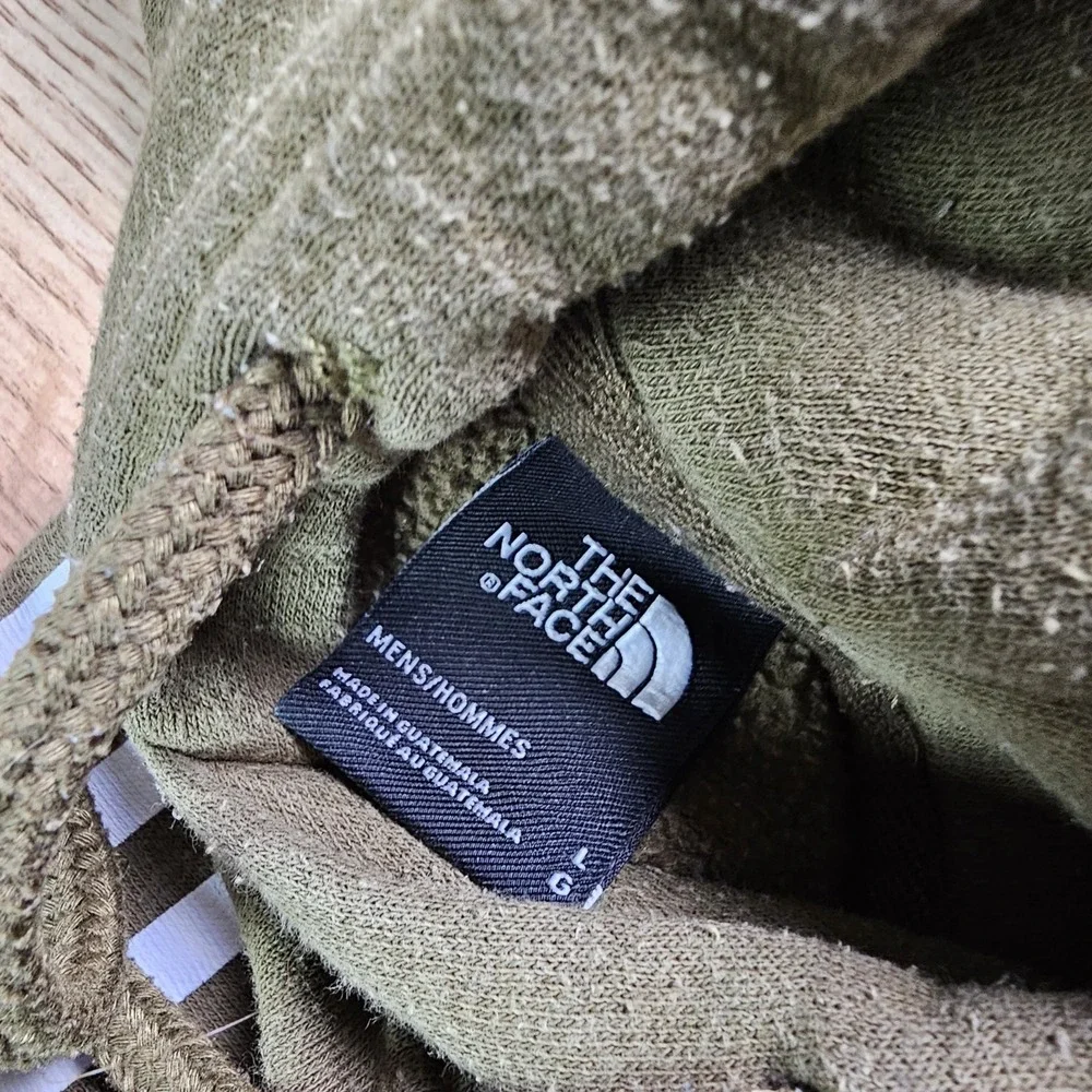 The North Face check pictures