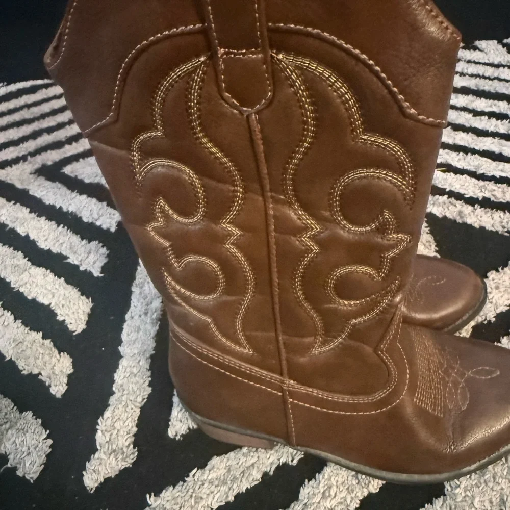 Cat & Jack Brown Kids Western Zip-Up Boots