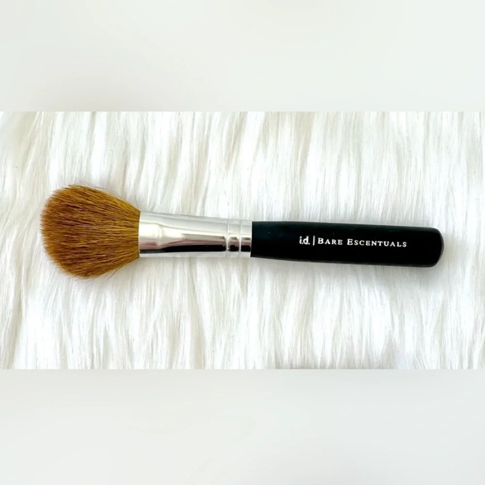 bareMinerals luxury tapered