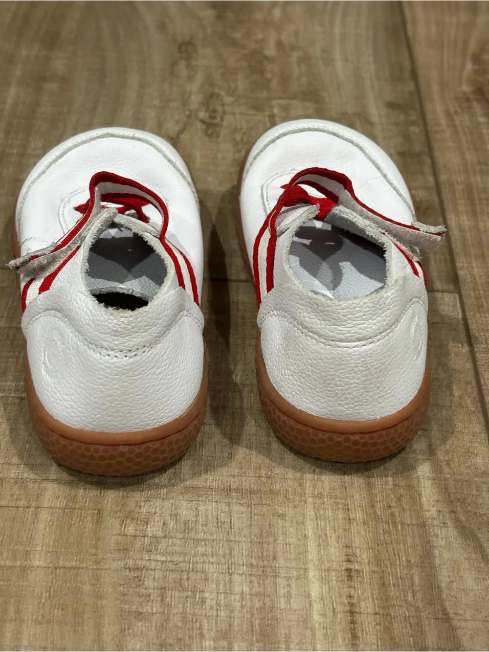 Livie & Luca classic white