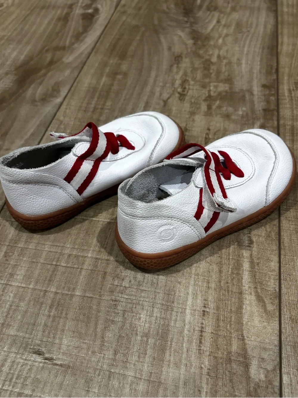 Livie & Luca classic white