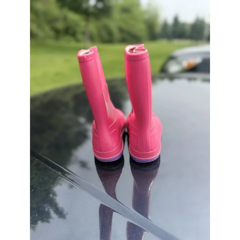 The Unbranded Brand cute bright