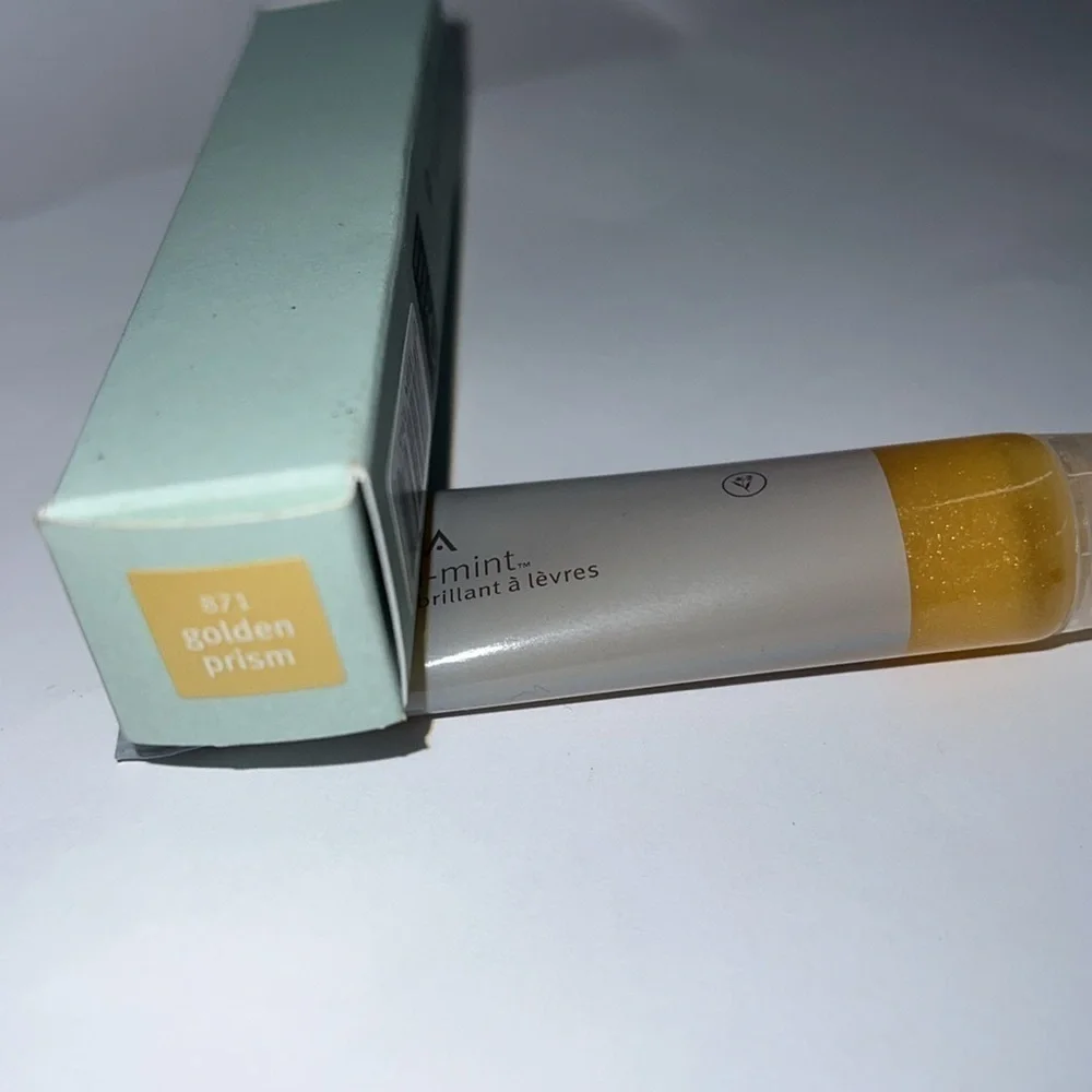 AVEDA this nourish
