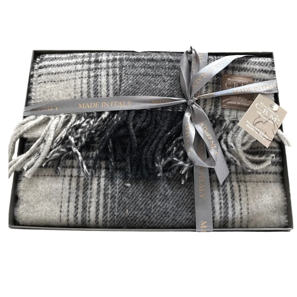 Manifattura C.B.M. Italy Pure‎ Wool Plaid Scarf Grey Black Fringe NIB