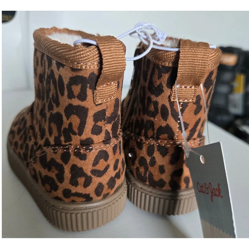 Cat & Jack Toddler Girls Leopard Print Faux Fur Lined Ankle Boots Brown Size 5