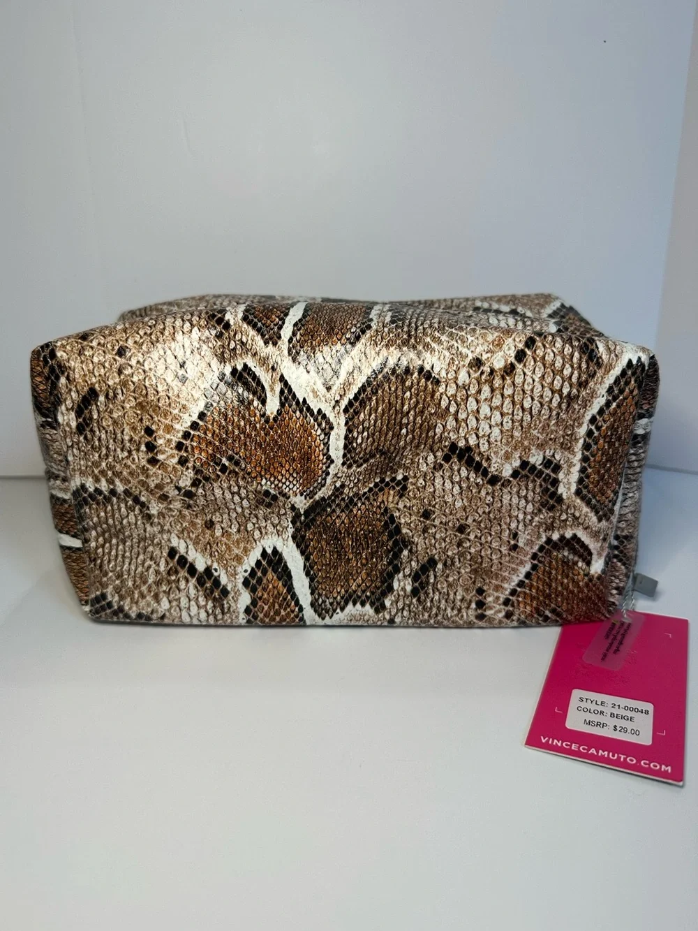 Vince Camuto vince camuto