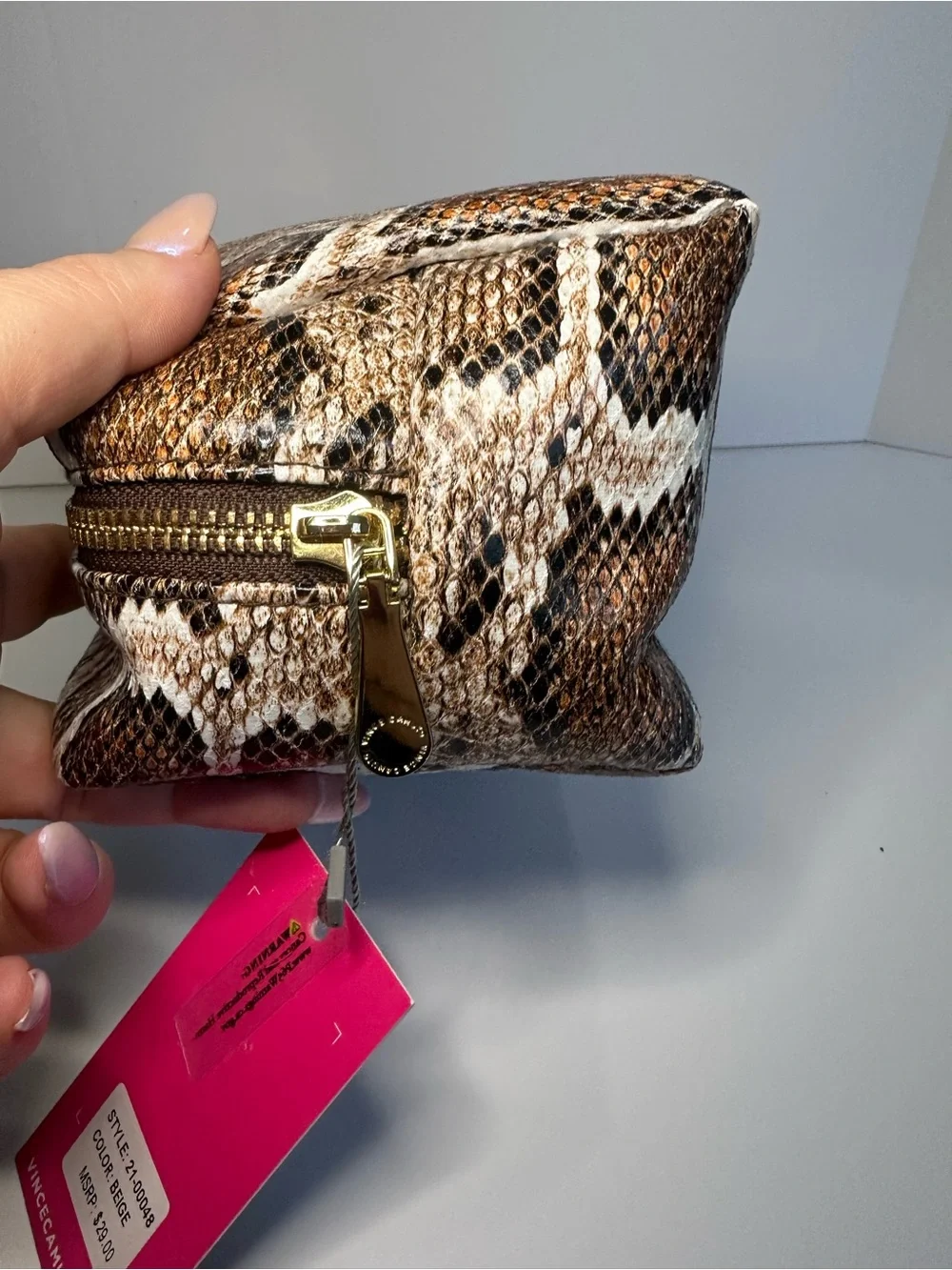 Vince Camuto vince camuto
