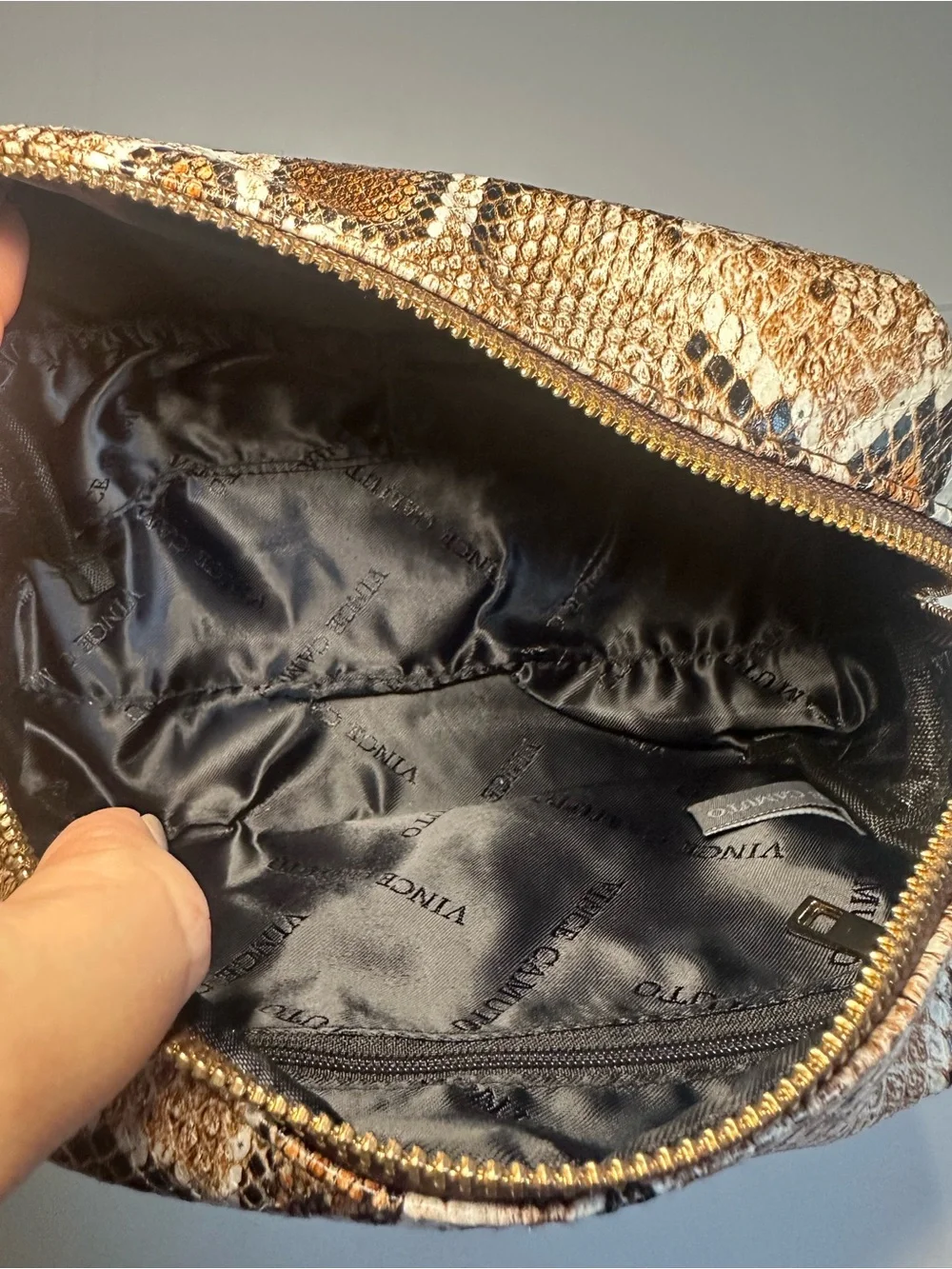 Vince Camuto vince camuto