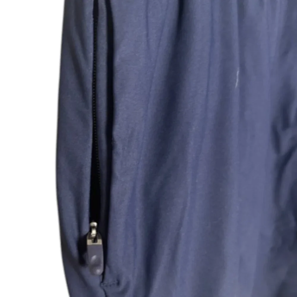 Uniqlo airism navy