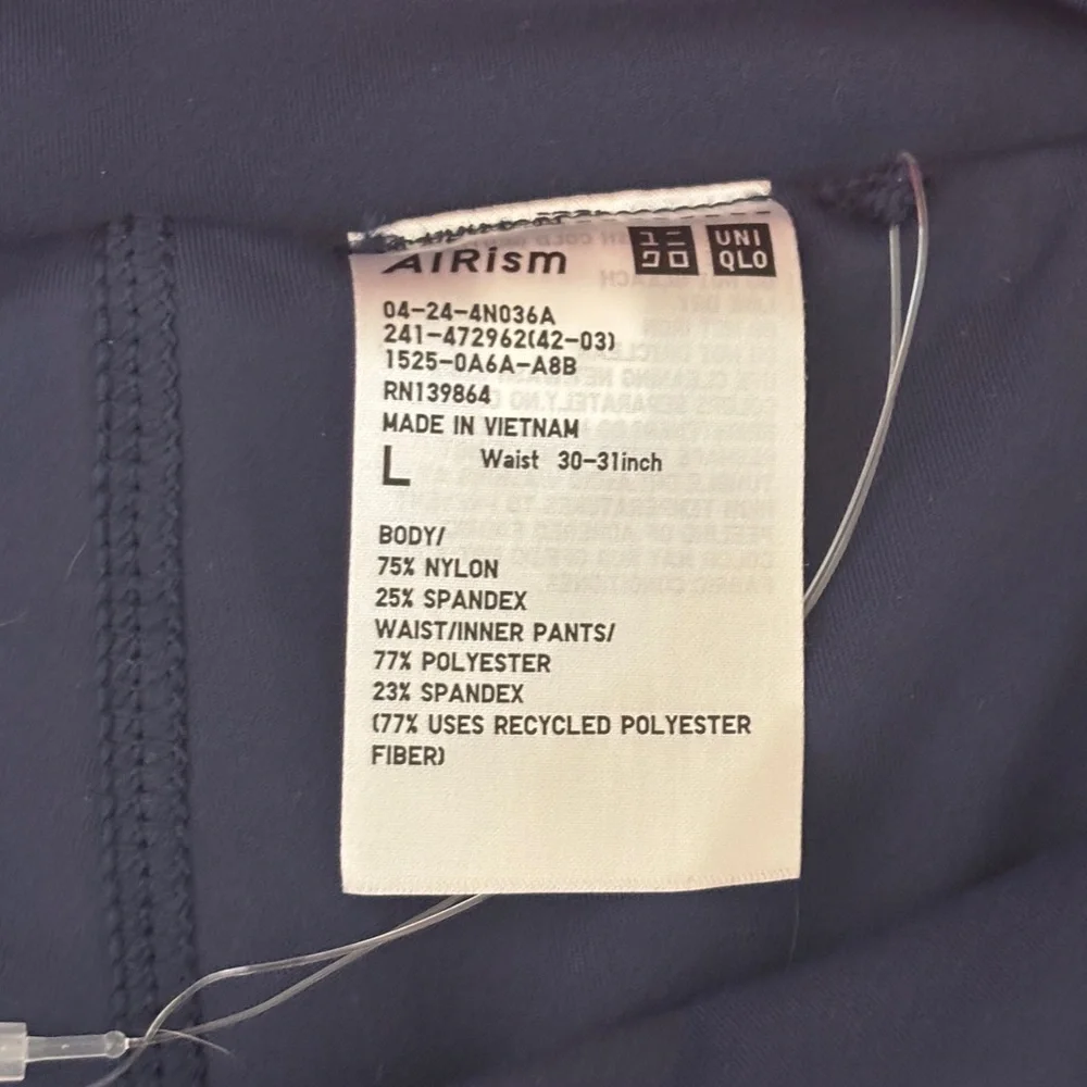 Uniqlo airism navy
