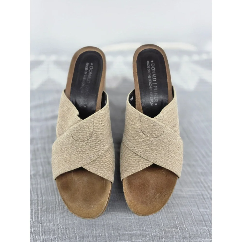 Donald J Pliner Womens 8.5M Beige Fabric Crisscross Suede Wedge Sandals Spain