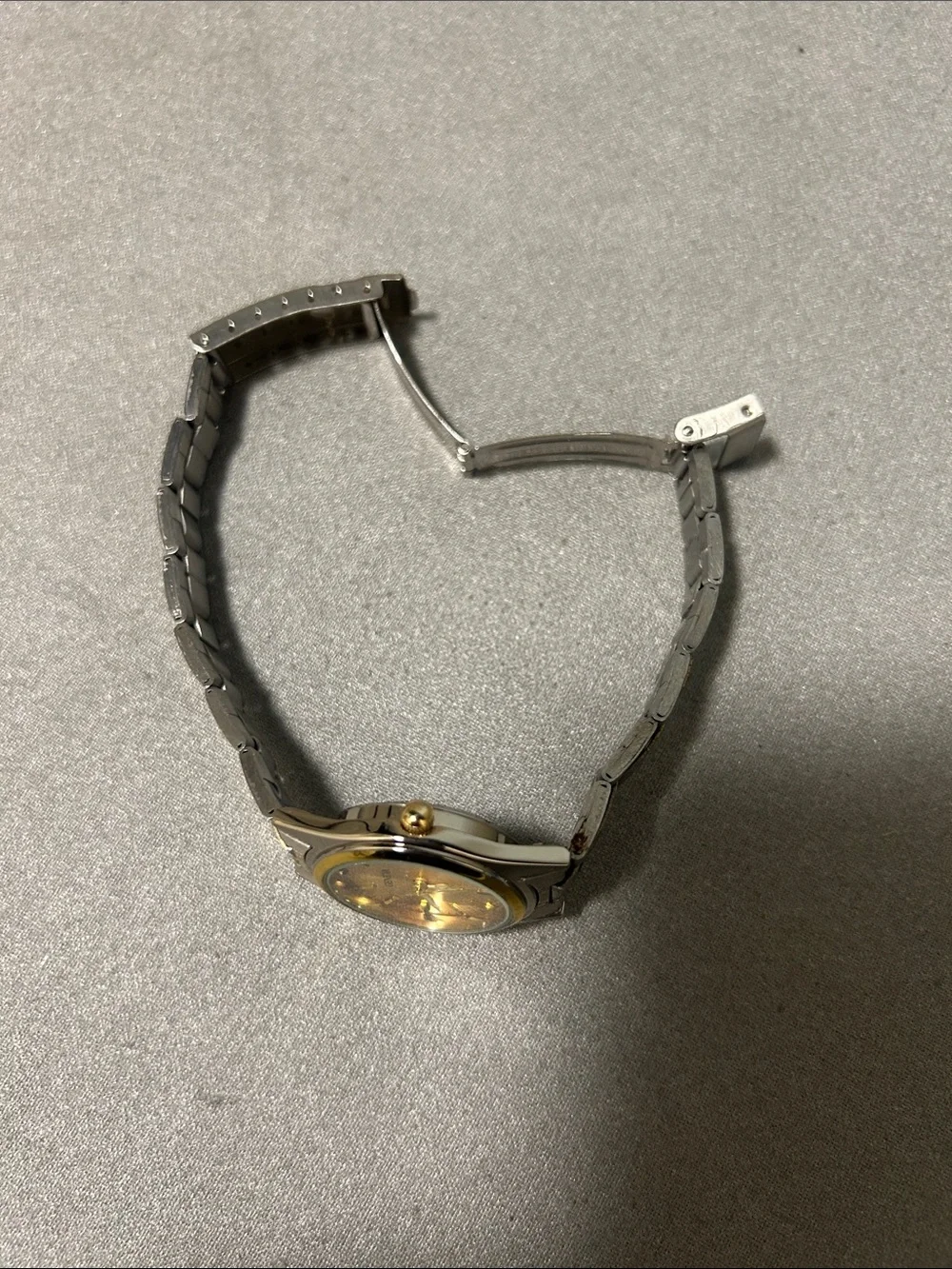 Geneva vintage women’s