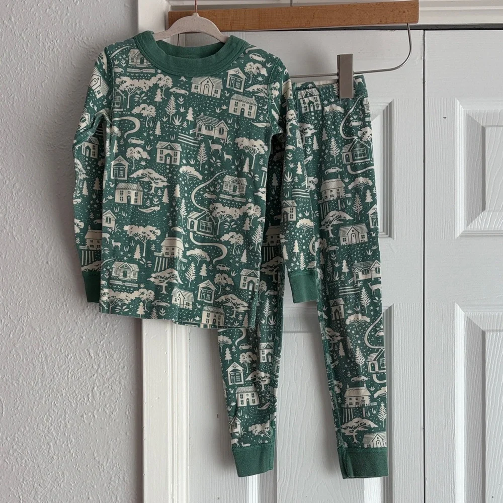Hanna Andersson Green Village Houses Deer Christmas Pajama Set Organic Cotton