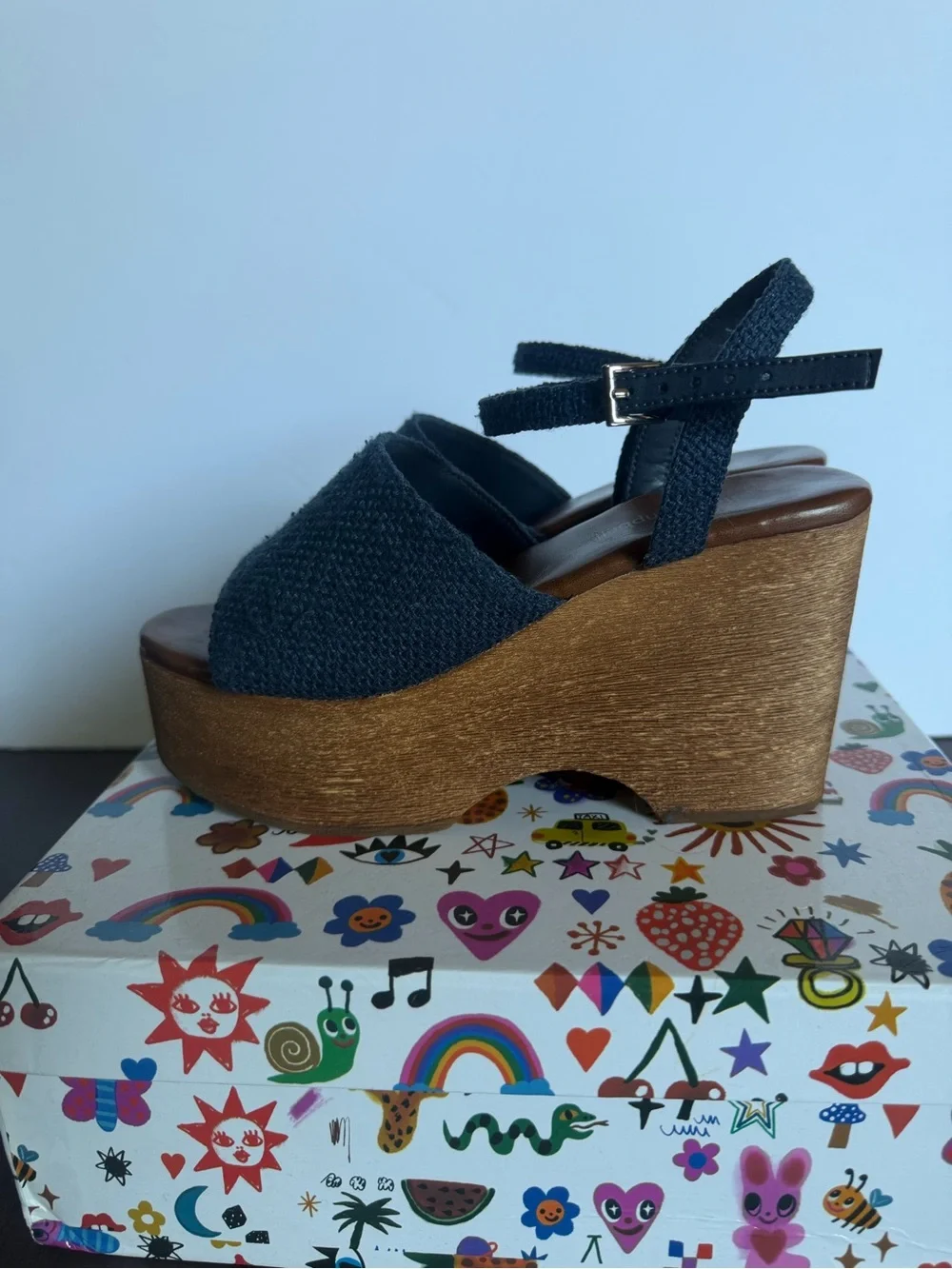 Jeffrey Campbell stylish black