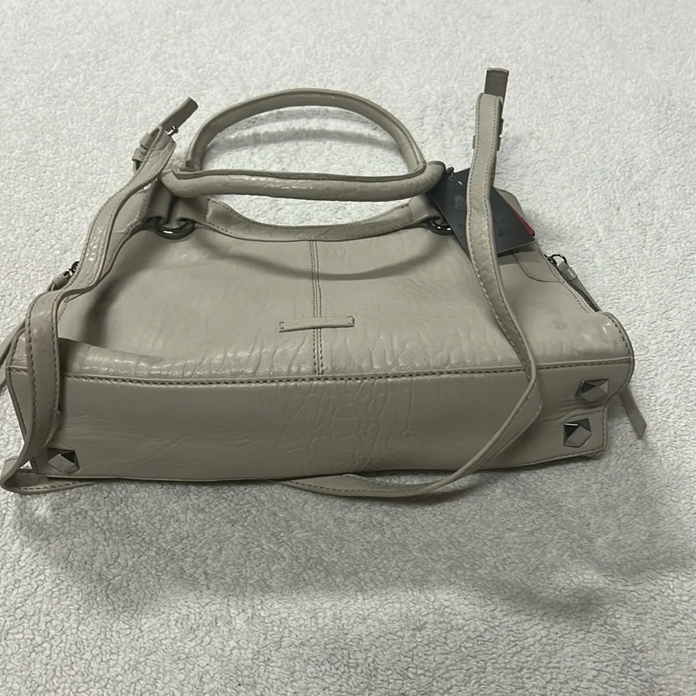 VINCE CAMUTO Leather Kayli Satchel
