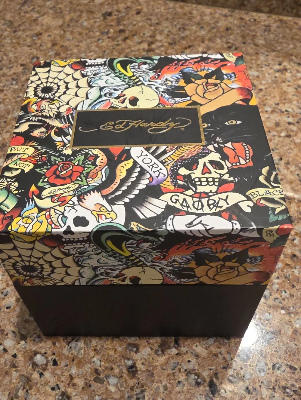 Ed Hardy dial men