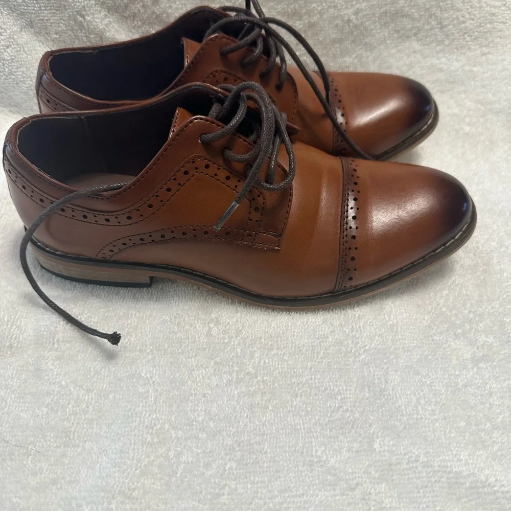Stacy Adams refined leather